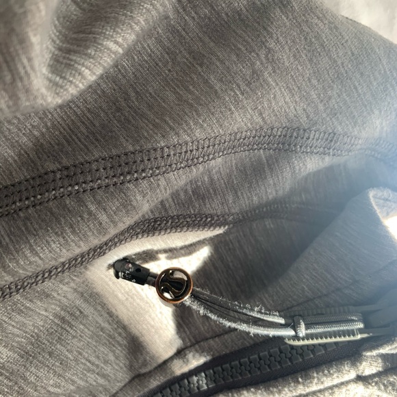 SOLD Lululemon Define Jacket - Picture 2 of 5